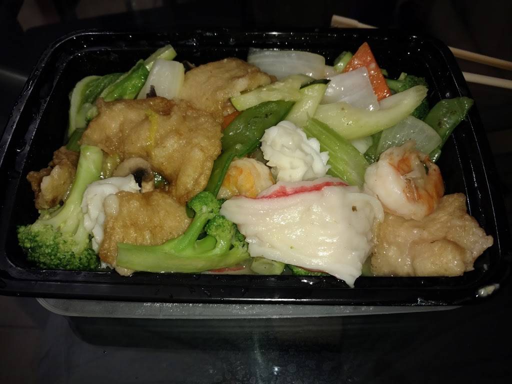 Golden House Chinese Fast Food | restaurant | 9431 E 22nd St #127, Tucson, AZ 85710, USA | 5208860918 OR +1 520-886-0918