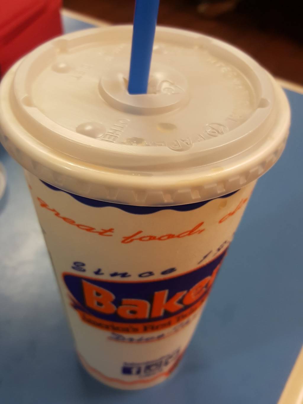 Bakers Drive-Thru | restaurant | 16090 Valley Blvd, Fontana, CA 92335, USA | 9098845233 OR +1 909-884-5233