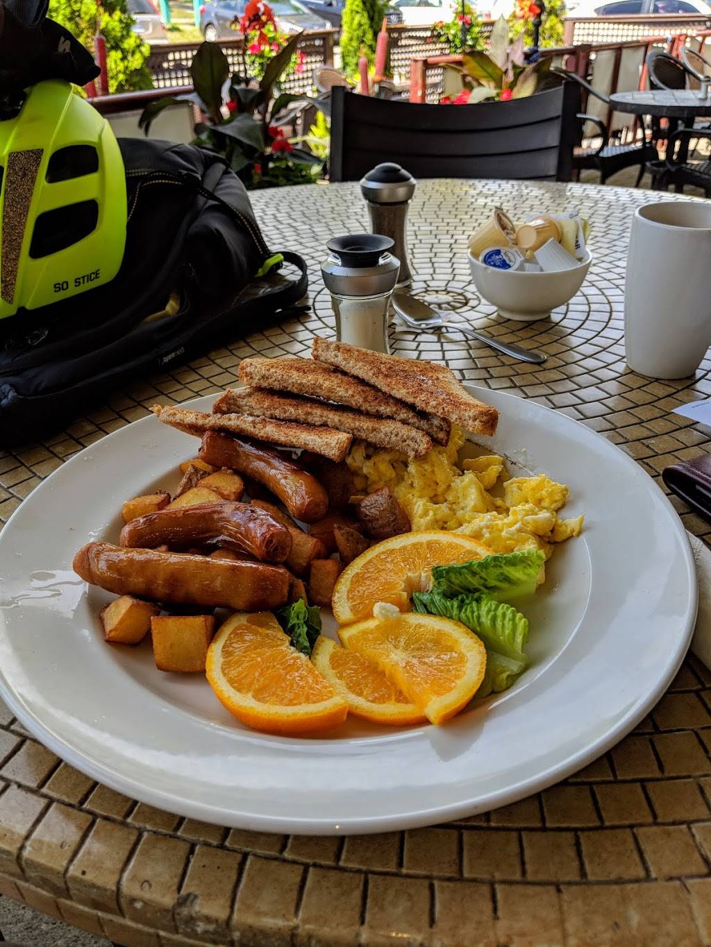 Southside Restaurant & Bar | restaurant | 6061 Hwy 7, Markham, ON L3P 3B2, Canada | 9052097694 OR +1 905-209-7694