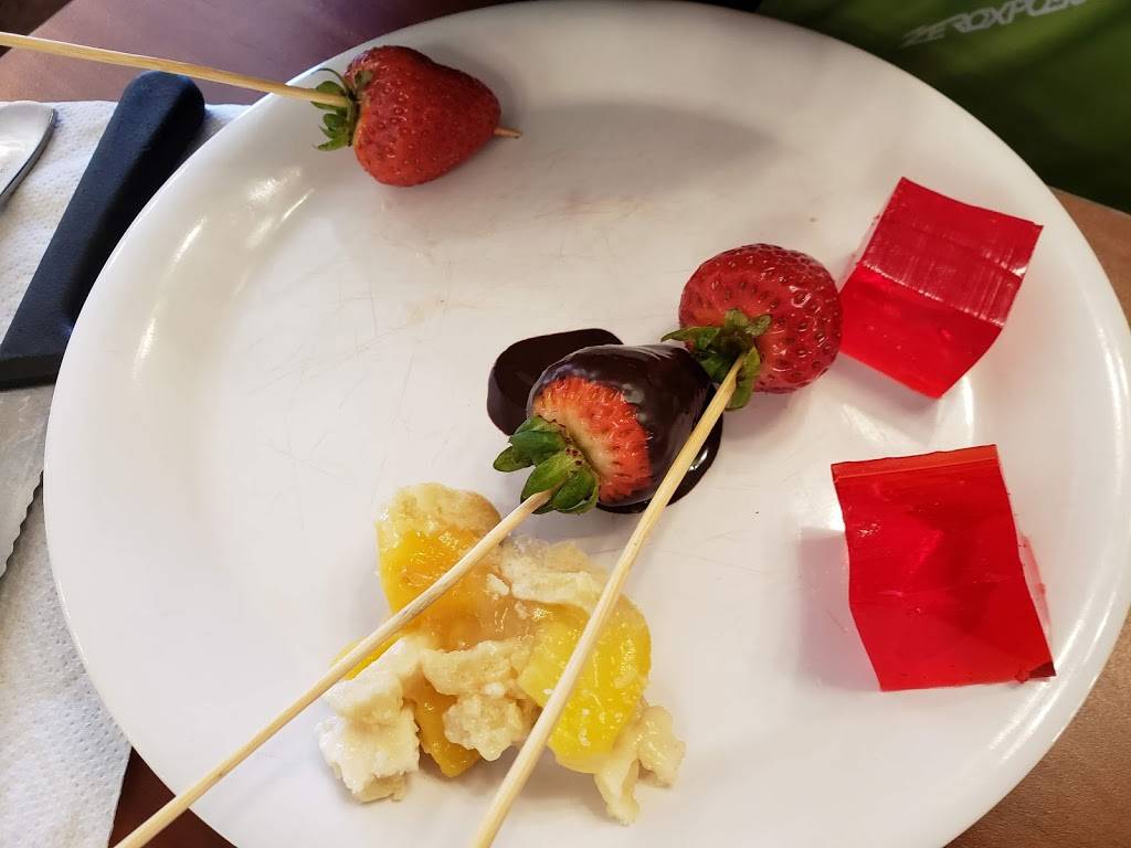 Golden Corral Buffet & Grill | restaurant | 2590 Holmgren Way Ste 1, Green Bay, WI 54304, USA | 9208849480 OR +1 920-884-9480