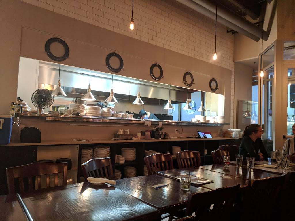 Heavy Seas Alehouse | restaurant | 1501 Wilson Blvd, Arlington, VA 22209, USA | 7038750445 OR +1 703-875-0445