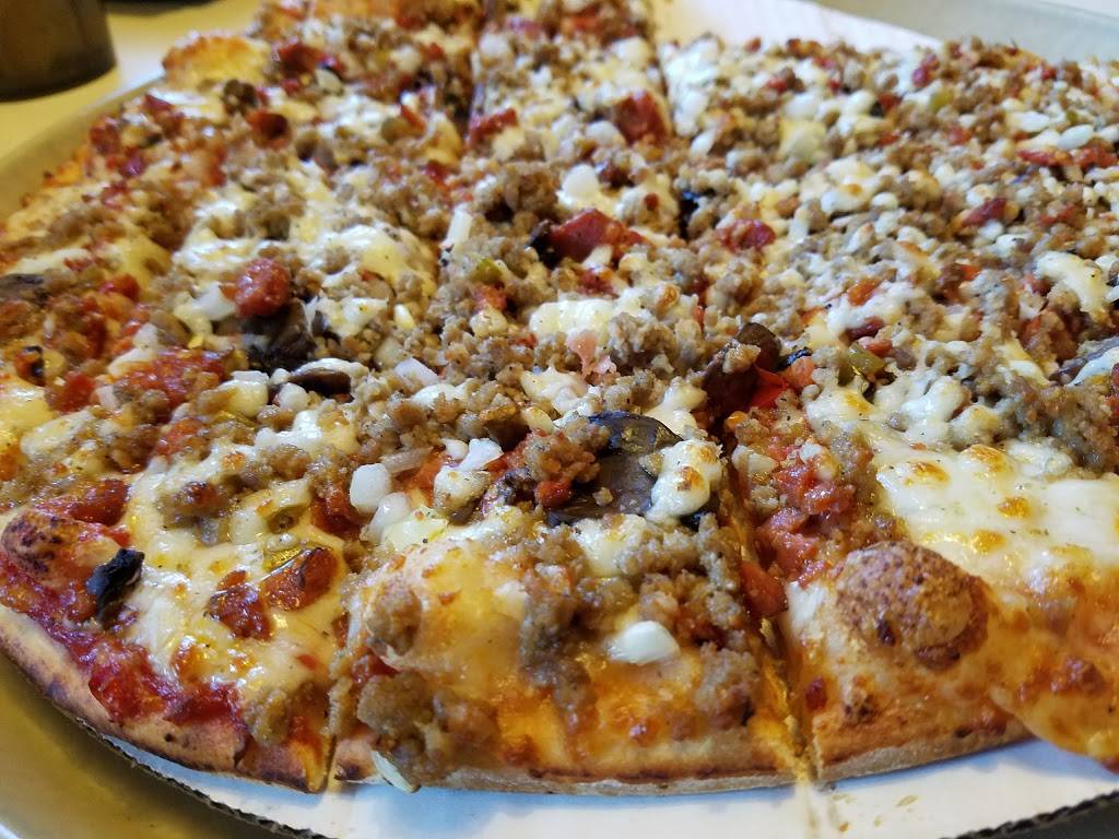 Pizza King | restaurant | 321 E Jackson St, Parker City, IN 47368, USA | 7654688766 OR +1 765-468-8766