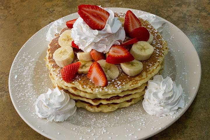 Raspberrys Pancake House & Restaurant | restaurant | 3145 Chicago Rd, Steger, IL 60475, USA | 7087562420 OR +1 708-756-2420