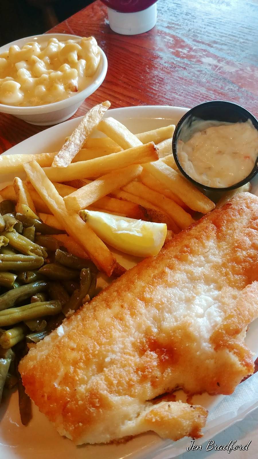 Cracker Barrel Old Country Store | restaurant | 40 Cassady Ave, Danville, KY 40422, USA | 8599367792 OR +1 859-936-7792