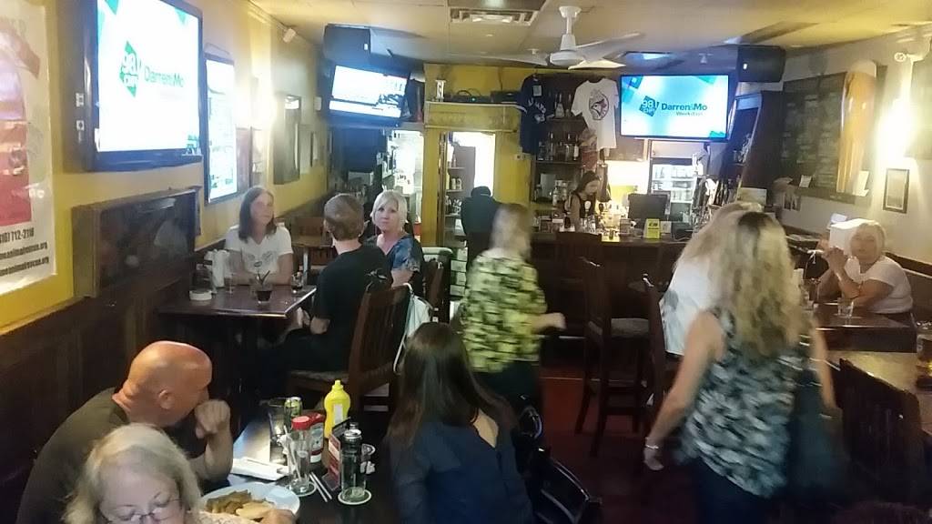 The Korner Pub | restaurant | 3045 Kingston Rd, Scarborough, ON M1M 1P1, Canada | 4162650392 OR +1 416-265-0392