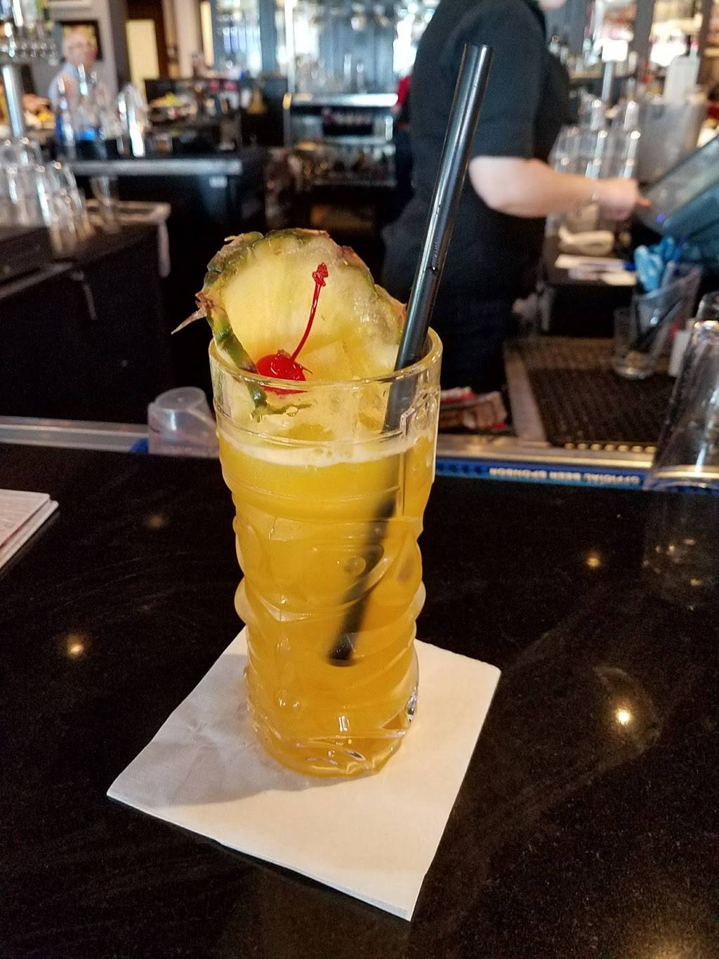 TGI Fridays | restaurant | 14891 Biscayne Blvd, North Miami Beach, FL 33181, USA | 3059444096 OR +1 305-944-4096