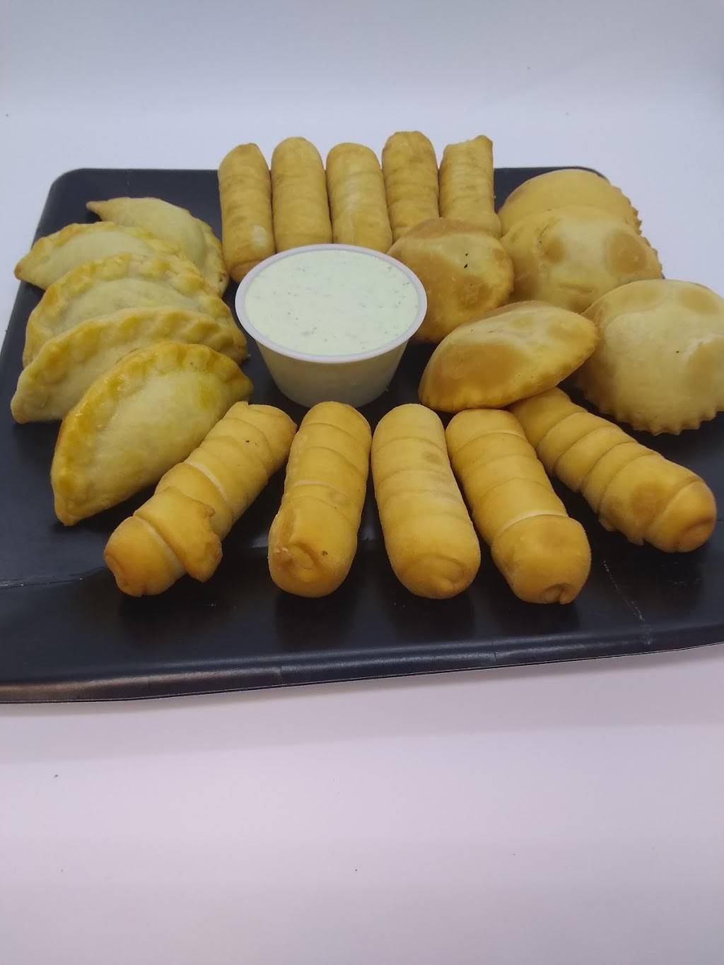 Latin Cravings Factory | restaurant | 3350 Hill Avenue Door L, Toledo, OH 43607, USA | 4193201958 OR +1 419-320-1958