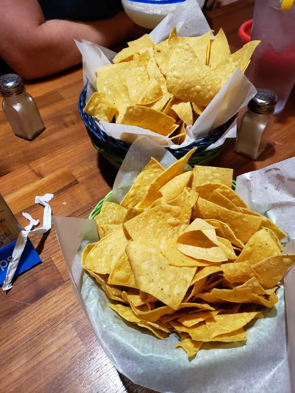 El Rancherito | restaurant | 4303 Broadway St, Mt Vernon, IL 62864, USA | 6182446121 OR +1 618-244-6121