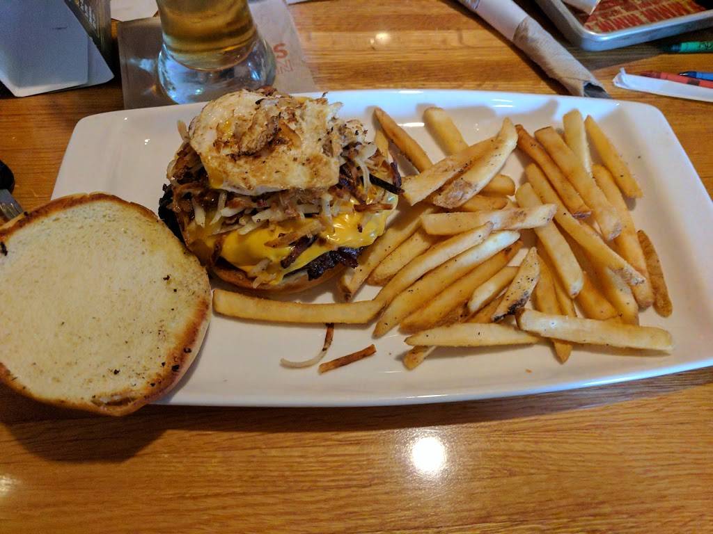 Applebees Grill + Bar | restaurant | 30 Crestview Hills Mall Rd, Crestview Hills, KY 41017, USA | 8593416708 OR +1 859-341-6708