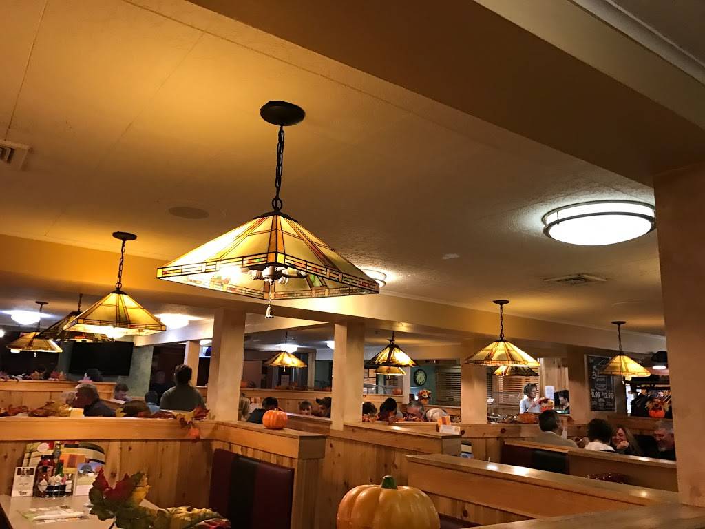 Cole Farms Restaurant & Pub | restaurant | 64 Lewiston Rd, Gray, ME 04039, USA | 2076574714 OR +1 207-657-4714