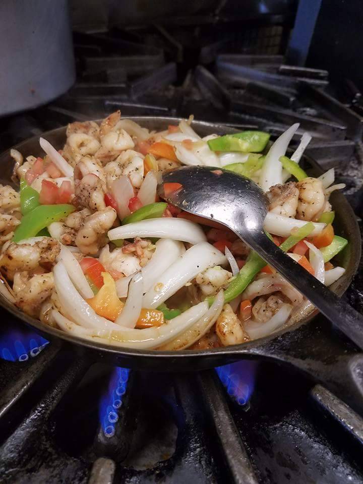 La Morenita | restaurant | 1352 W 13th St, Merced, CA 95341, USA | 2097235636 OR +1 209-723-5636