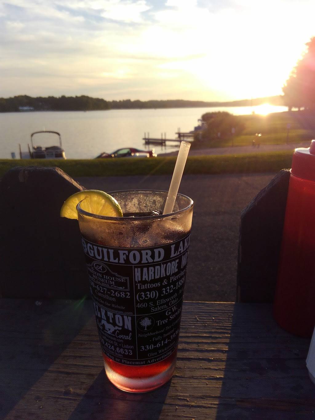 Guilford Lake Grille | restaurant | 7094 E Lake Rd, Lisbon, OH 44432, USA | 3302229611 OR +1 330-222-9611