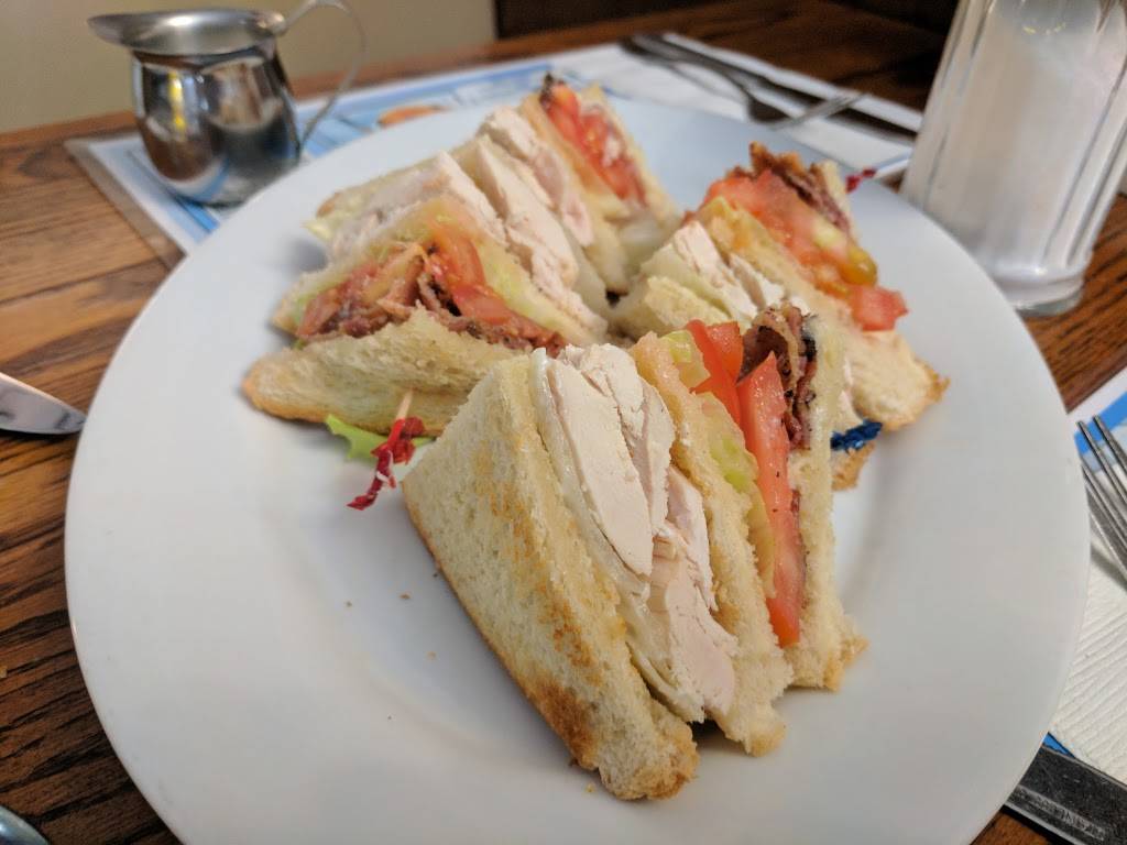 Wexford Restaurant | restaurant | 2072 Lawrence Ave E, Scarborough, ON M1R 2Z5, Canada | 4167551229 OR +1 416-755-1229