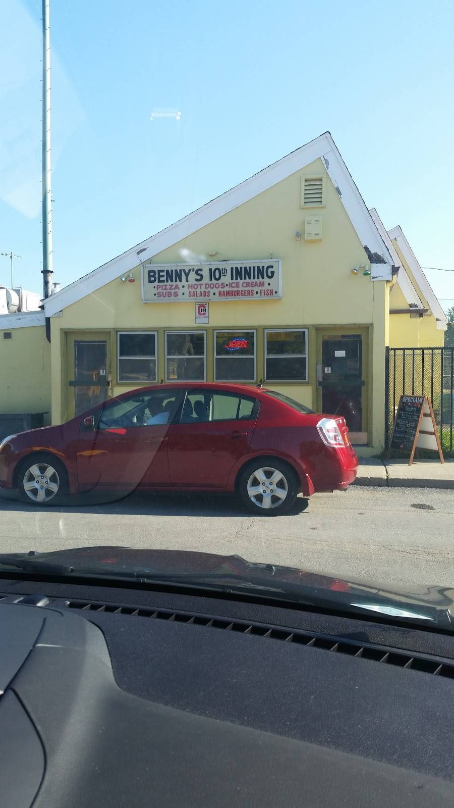 Bennys 10th Inning | restaurant | 4 Lincoln Ave, Poughkeepsie, NY 12601, USA | 8454520188 OR +1 845-452-0188