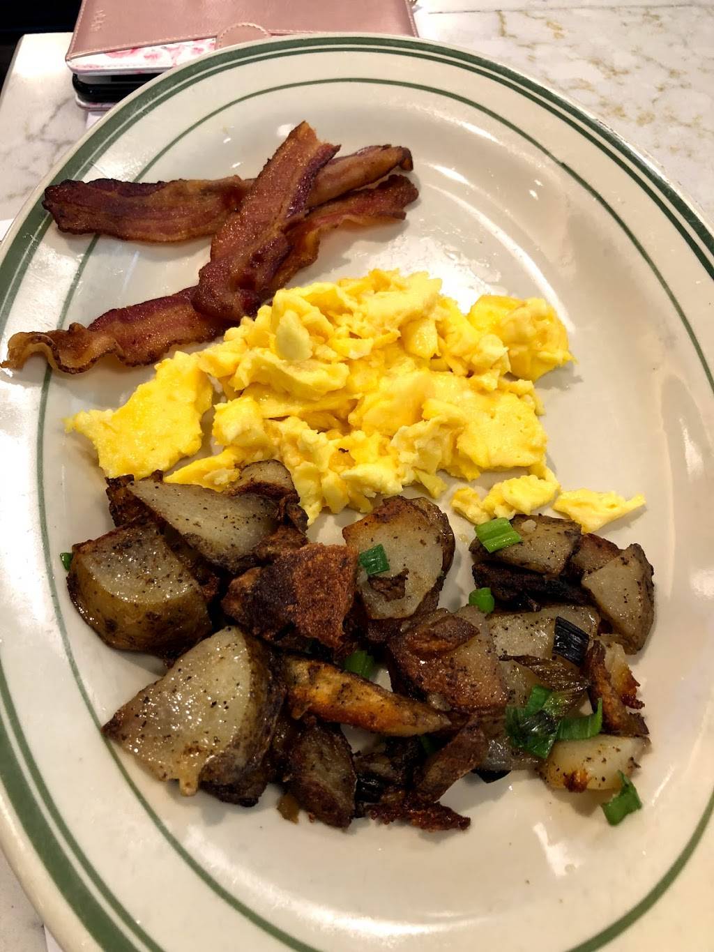 Goody Goody Burgers | restaurant | 1601 W Swann Ave, Tampa, FL 33606, USA | 8133081925 OR +1 813-308-1925