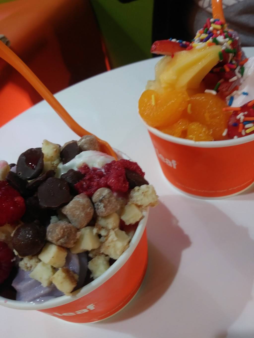 Orange Leaf | restaurant | 160 W Town Square Way #400, Oak Creek, WI 53154, USA | 4145745254 OR +1 414-574-5254