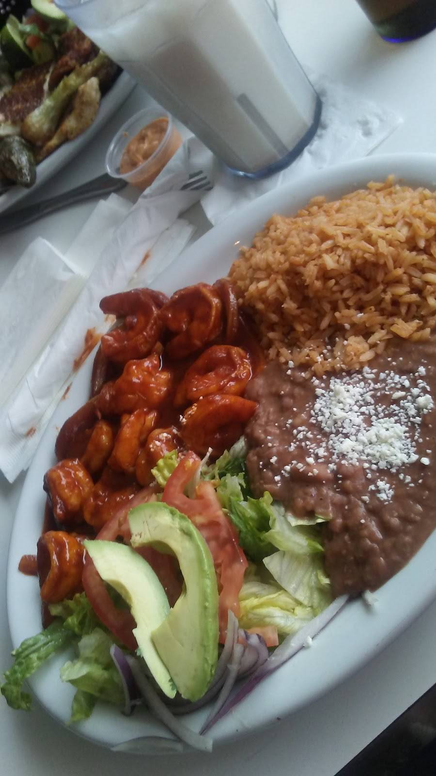 Las Gueritas | restaurant | 230 W Warner Ave Ste. 107, Santa Ana, CA 92707, USA | 7145491822 OR +1 714-549-1822