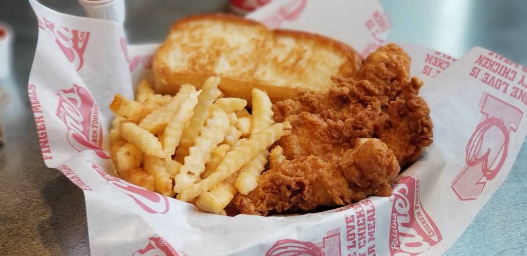 Raising Canes Chicken Fingers | meal takeaway | 5180 Tiedeman Rd, Brooklyn, OH 44144, USA | 2167773717 OR +1 216-777-3717