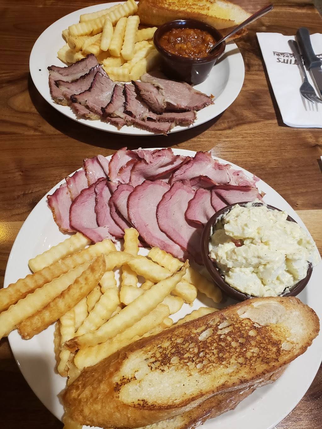 Dustins Bar-B-Q | restaurant | 14516 E Colonial Dr, Orlando, FL 32828, USA | 4072032576 OR +1 407-203-2576