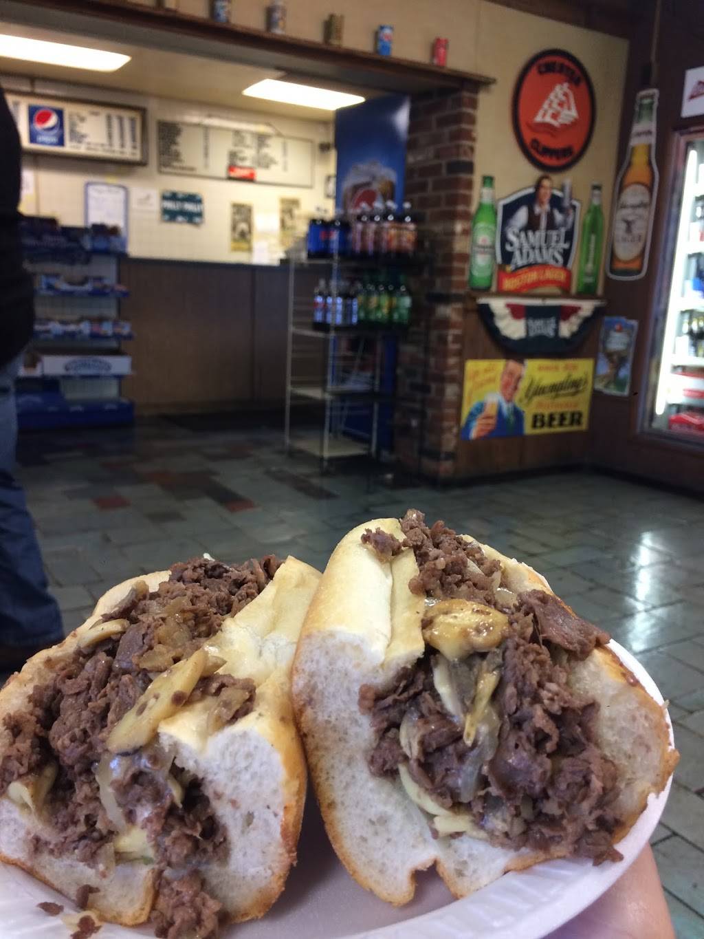 Liberty Steaks & Hoagies | restaurant | 1937 MacDade Boulevard, Woodlyn, PA 19094, USA | 6108729304 OR +1 610-872-9304