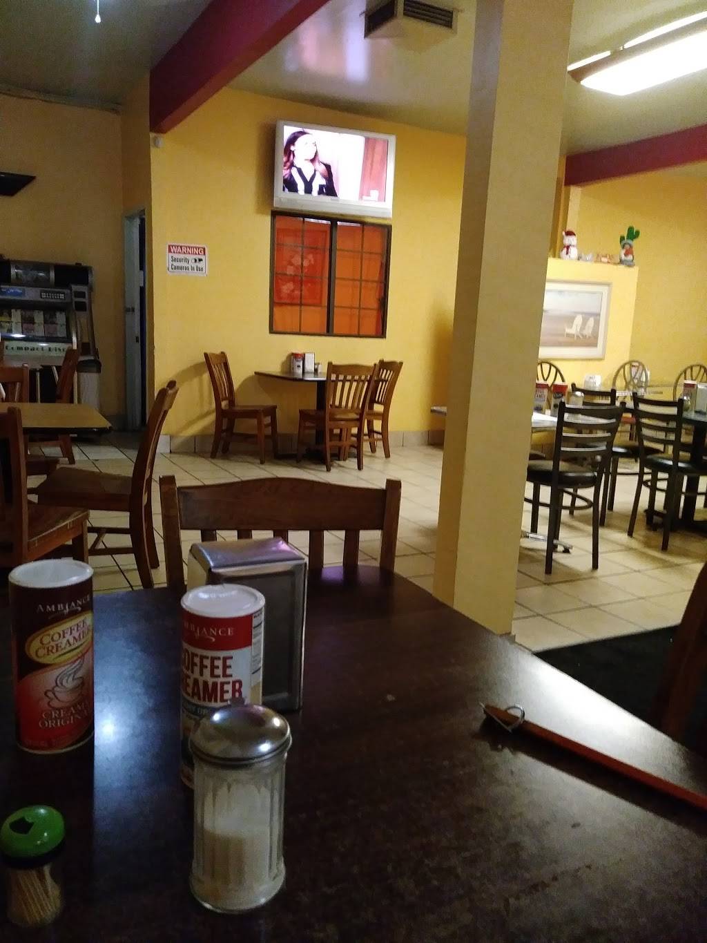 Chabelitas Restaurant | restaurant | 10767 San Fernando Rd, Pacoima, CA 91331, USA | 8188998047 OR +1 818-899-8047