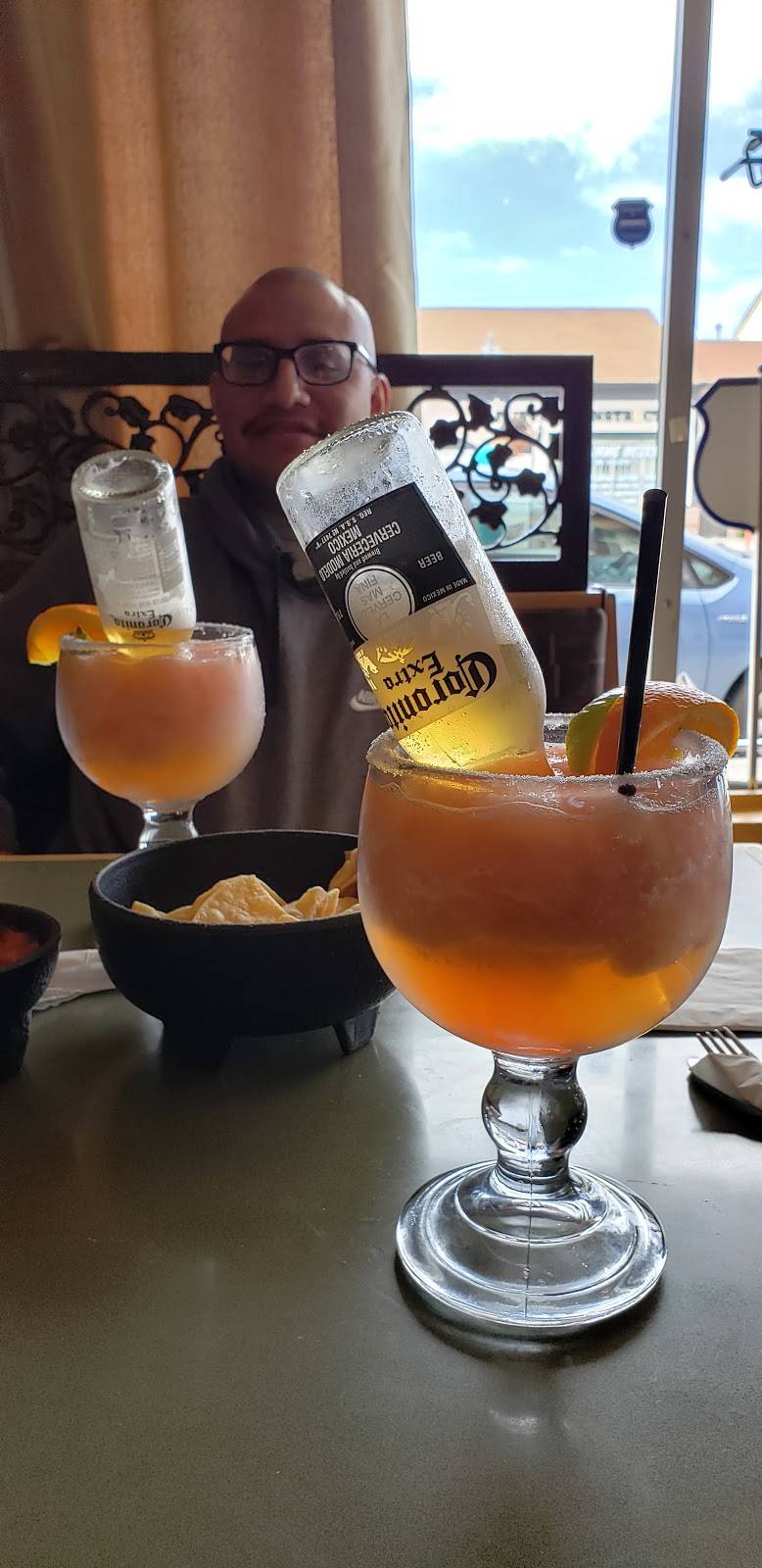 Fiesta Martin Tacos | restaurant | 1314 N La Brea Ave, Inglewood, CA 90302, USA | 3106721314 OR +1 310-672-1314