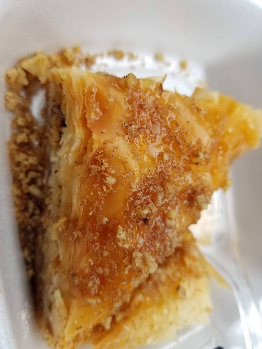 Zois Gyros Corner | restaurant | 1865 Broadway St, Cape Girardeau, MO 63701, USA | 5733391144 OR +1 573-339-1144