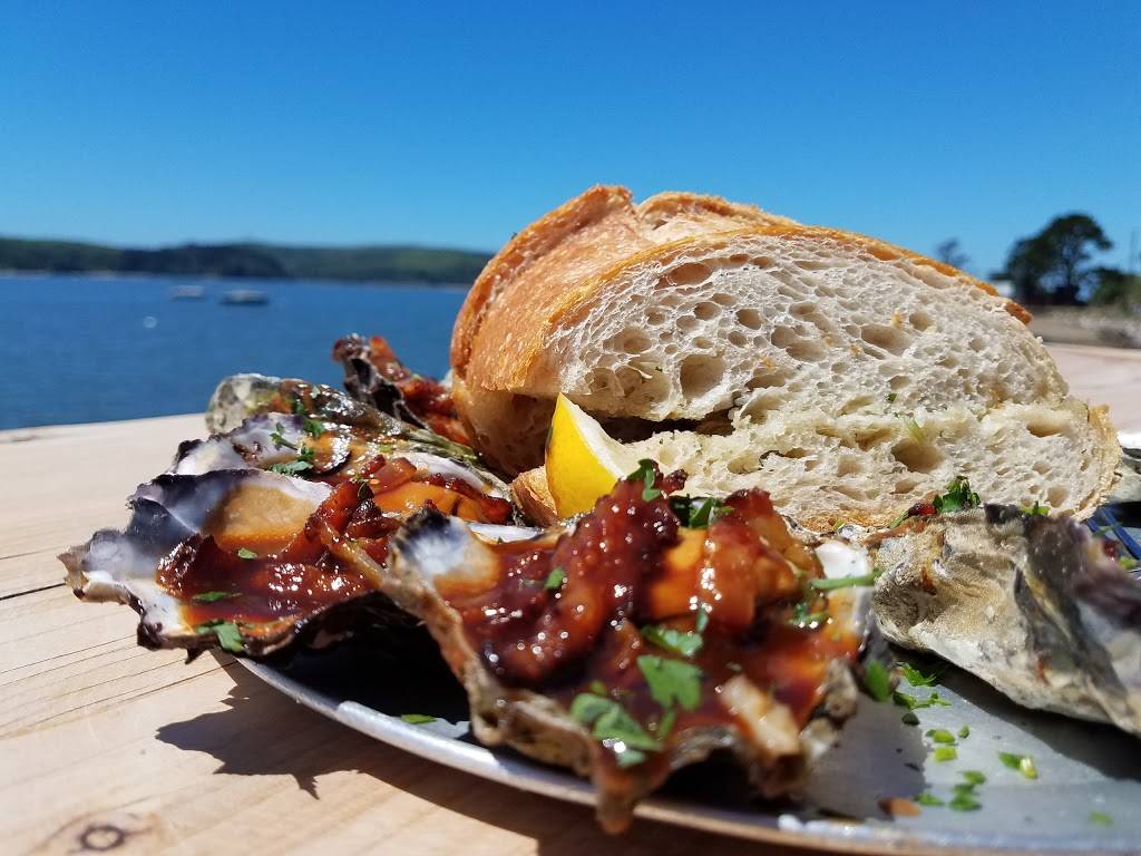 The Marshall Store | restaurant | 19225 CA-1, Marshall, CA 94940, USA | 4156631339 OR +1 415-663-1339