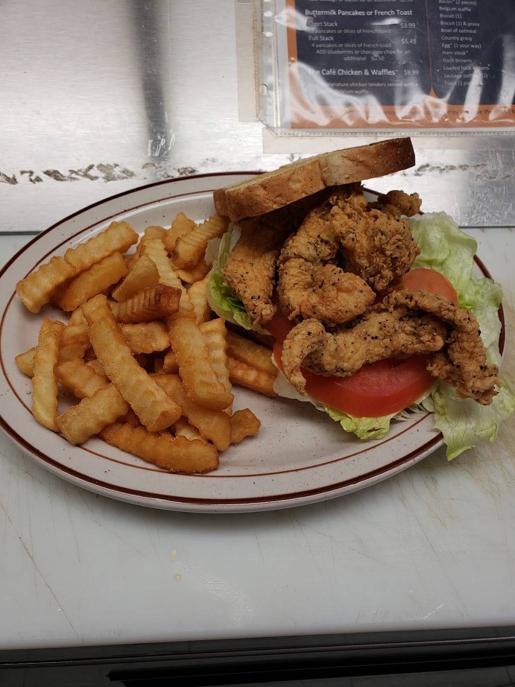 The Family Cafe | restaurant | 3900 E 14th St, Des Moines, IA 50313, USA | 5152142995 OR +1 515-214-2995