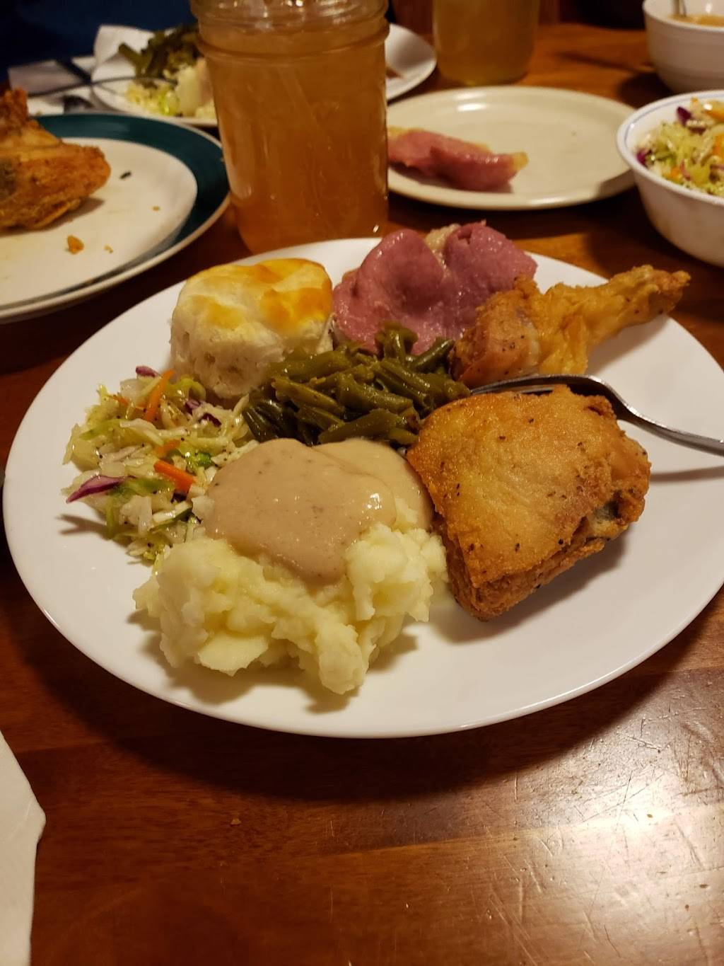 Claysville Store | restaurant | 5650 E Claysville Rd, Hartsburg, MO 65039, USA | 5736368443 OR +1 573-636-8443