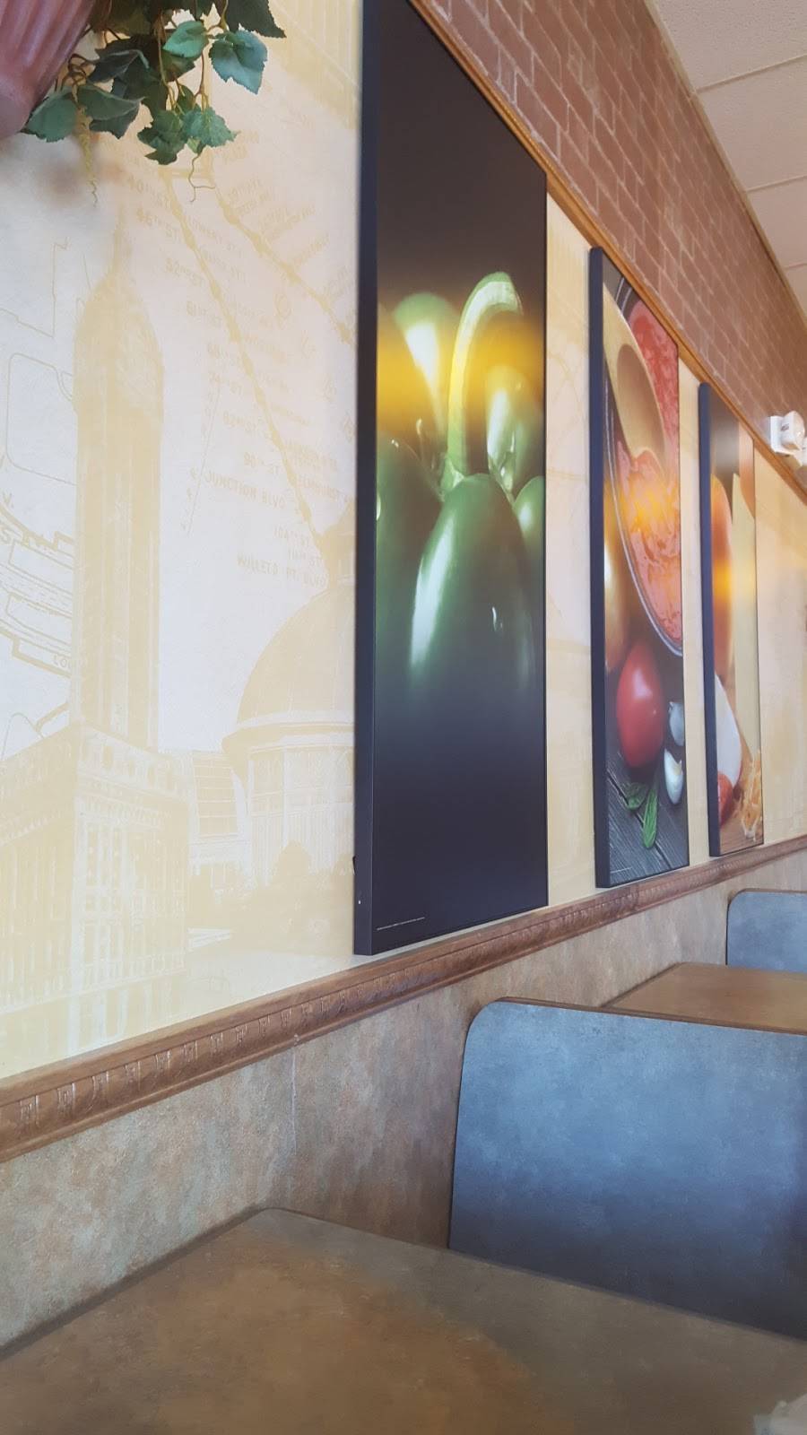 Subway | restaurant | 456 Hudson Park Dr, Madisonville, KY 42431, USA | 2708217827 OR +1 270-821-7827