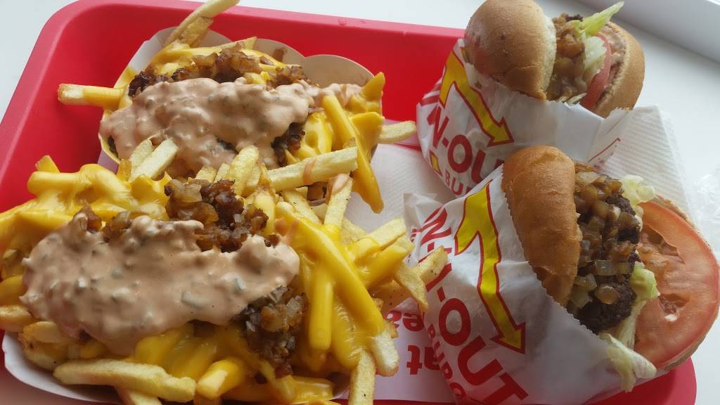 In-N-Out Burger | restaurant | 936 N Coast Hwy, Oceanside, CA 92054, USA | 8007861000 OR +1 800-786-1000
