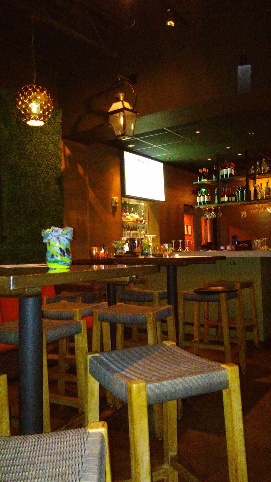 Terrace at The River Inn | restaurant | 50 Harbor Town Square, Memphis, TN 38103, USA | 9012603366 OR +1 901-260-3366