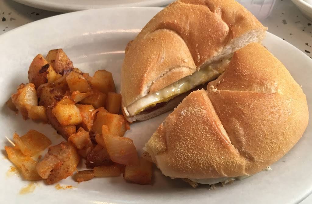 Dotties | bakery | 787 Main St S, Woodbury, CT 06798, USA | 2032632516 OR +1 203-263-2516