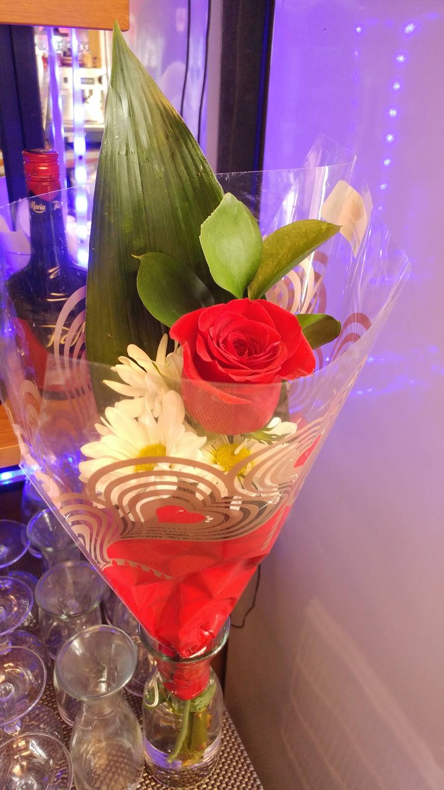 Somos Cuba Resto Café | restaurant | 5900 Boulevard de lOrmière, Québec, QC G1P 1K7, Canada | 5817416500 OR +1 581-741-6500