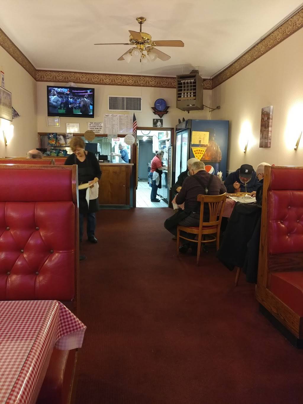 Farmington Avenue Pizza House | restaurant | 1234 Farmington Ave, West Hartford, CT 06107, USA | 8605213869 OR +1 860-521-3869