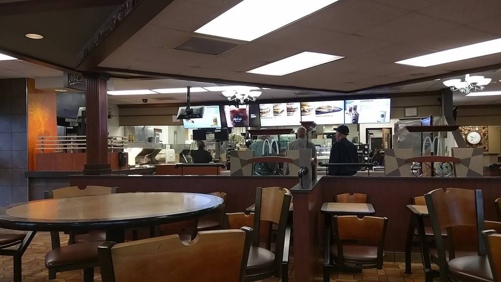 McDonalds | cafe | 3100 Poplar Level Rd, Louisville, KY 40217, USA | 5026363229 OR +1 502-636-3229