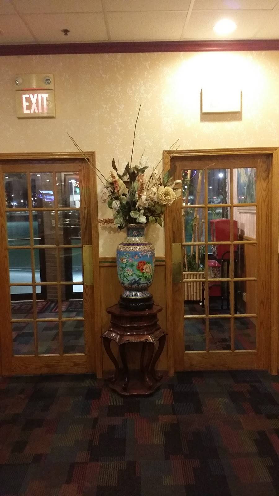 Bamboo Valley Buffet | restaurant | 653 Carlyle Ave, Belleville, IL 62221, USA | 6182571888 OR +1 618-257-1888