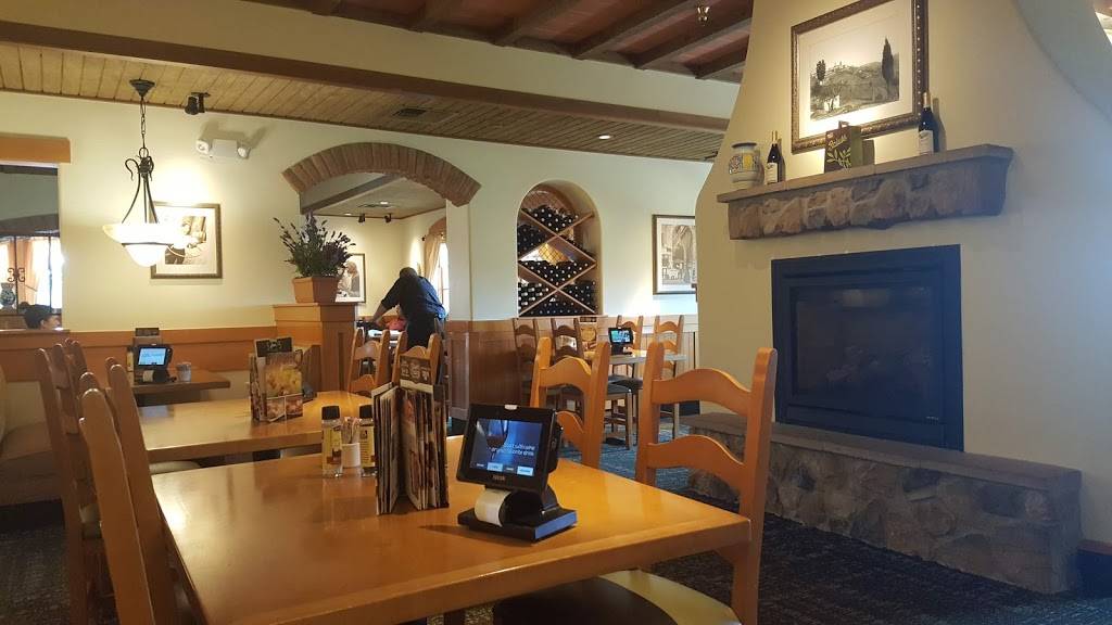 Olive Garden Italian Restaurant | meal takeaway | 8091 Plaza del Lago Dr, Estero, FL 33928, USA | 2399491883 OR +1 239-949-1883