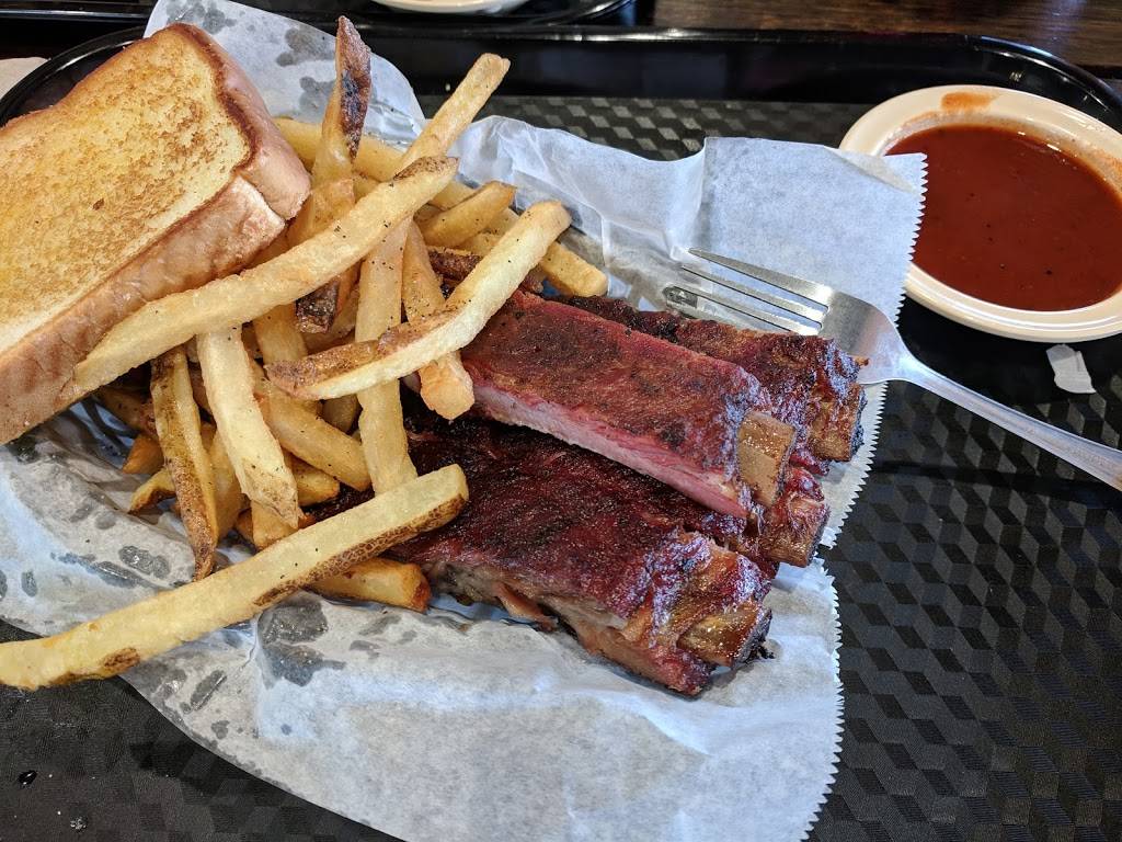 Hickory Barn BBQ Richmond | restaurant | 1836 Farm to Market 359, Richmond, TX 77406, USA | 8327595435 OR +1 832-759-5435