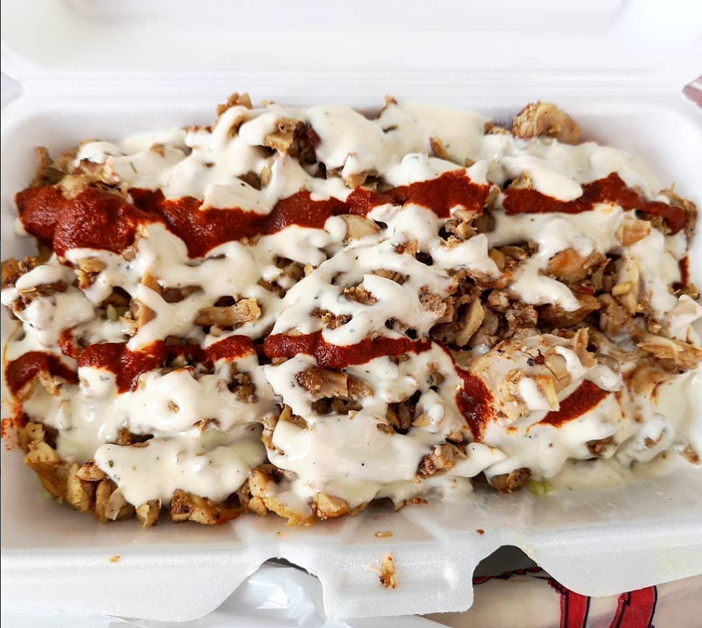 Osmows Shawarma | restaurant | 500 Rexdale Blvd Unit M017, Etobicoke, ON M9W 6K5, Canada | 4166745565 OR +1 416-674-5565