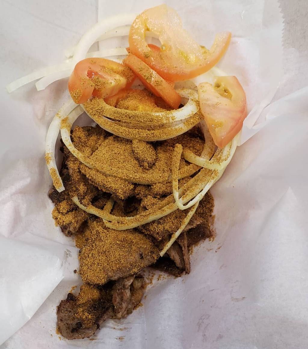 Seyos Sports & Grill | restaurant | 9804 Liberty Rd, Randallstown, MD 21133, USA | 4432726358 OR +1 443-272-6358