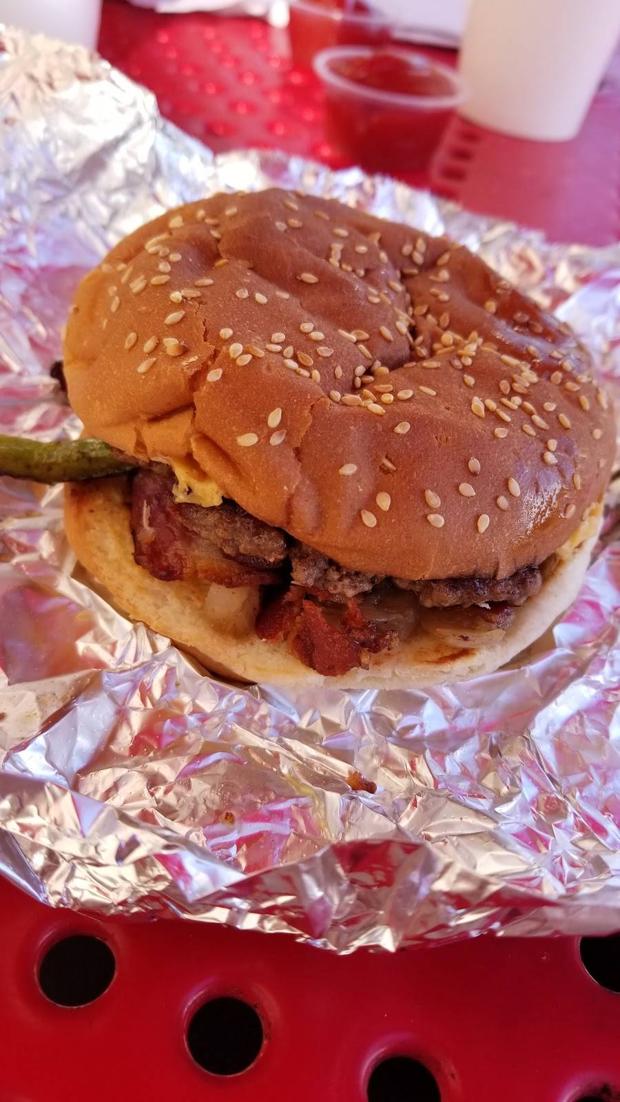 Five Guys | meal takeaway | 7026 Hwy 70 S, Nashville, TN 37221, USA | 6156730568 OR +1 615-673-0568