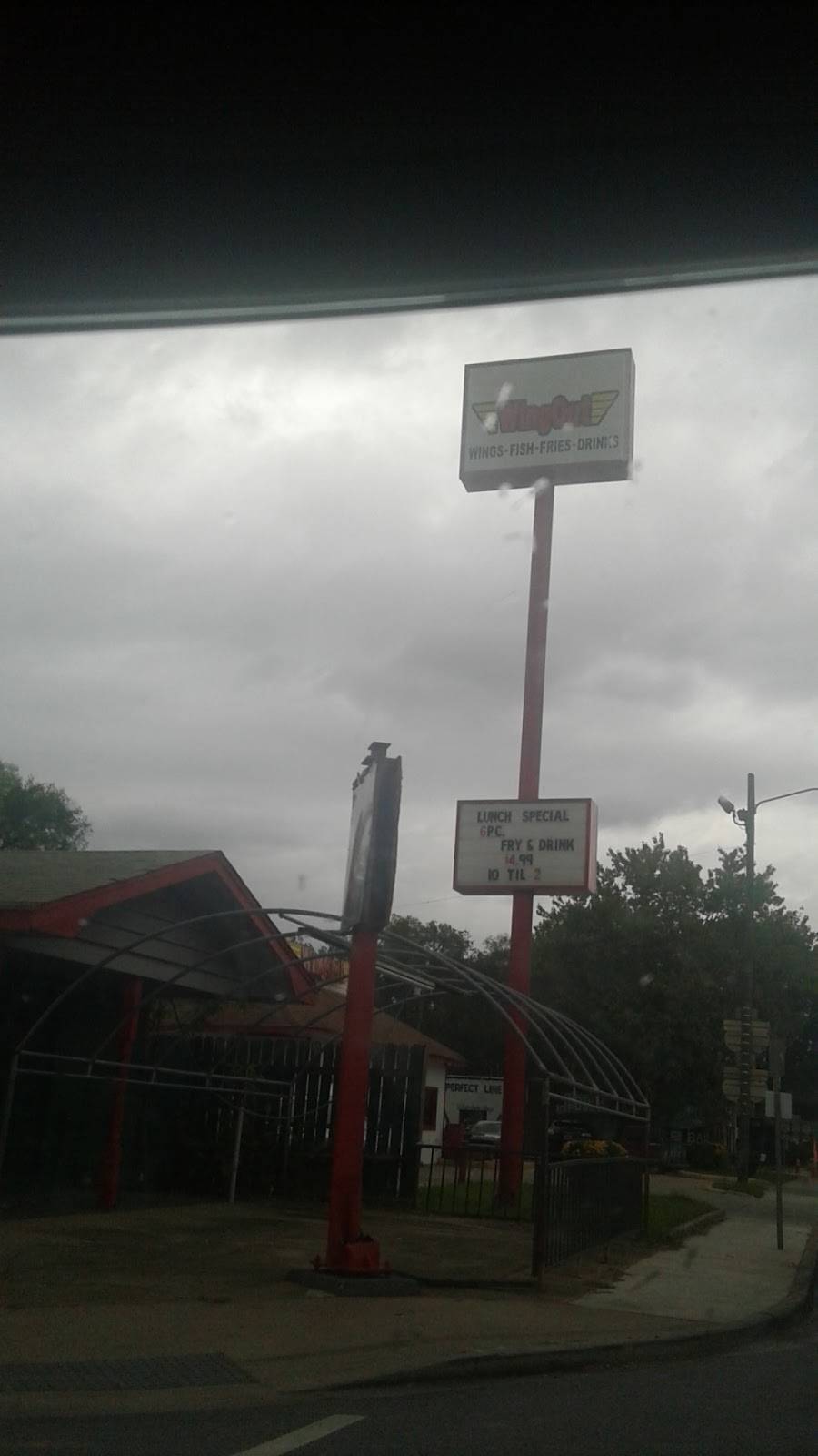 WingOut Express | restaurant | 1806 Avenue V, Birmingham, AL 35208, USA | 2052062814 OR +1 205-206-2814