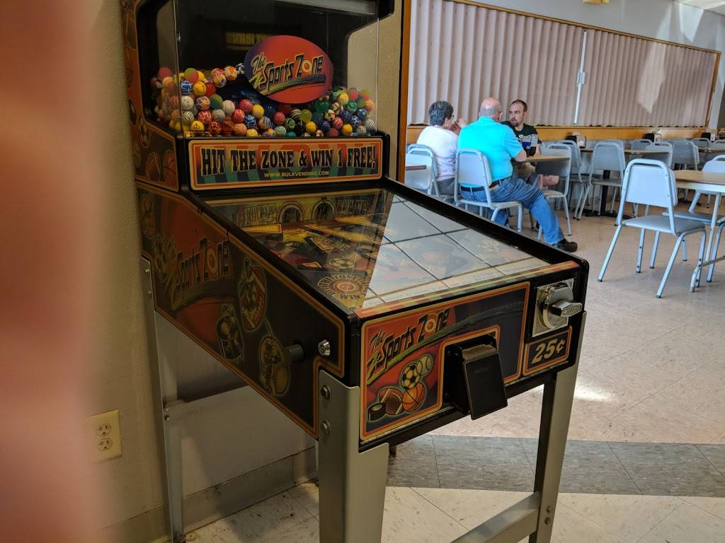 Jakes Pizza & Sandwich Shop | meal delivery | 408 1st Ave S, St James, MN 56081, USA | 5073755939 OR +1 507-375-5939