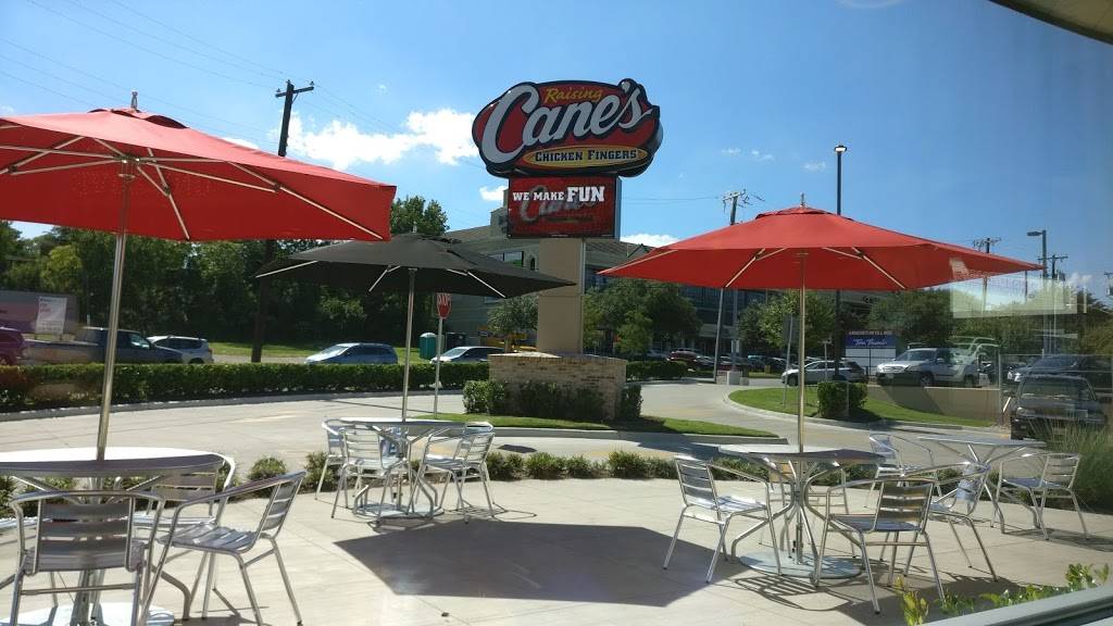 Raising Canes Chicken Fingers | meal takeaway | 7345 Gaston Ave, Dallas, TX 75214, USA | 2143213220 OR +1 214-321-3220