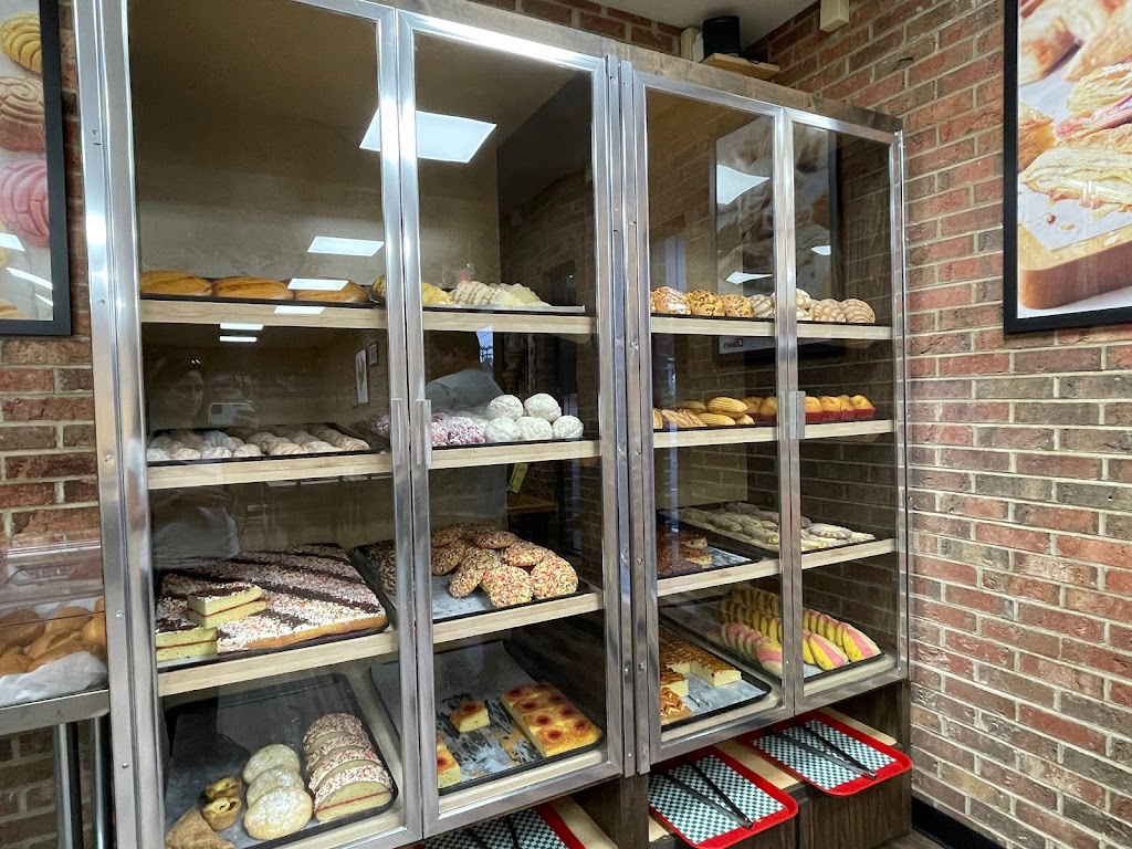 Mi Tierra | restaurant | 1725 N Limestone St, Gaffney, SC 29340, USA | 8646495114 OR +1 864-649-5114