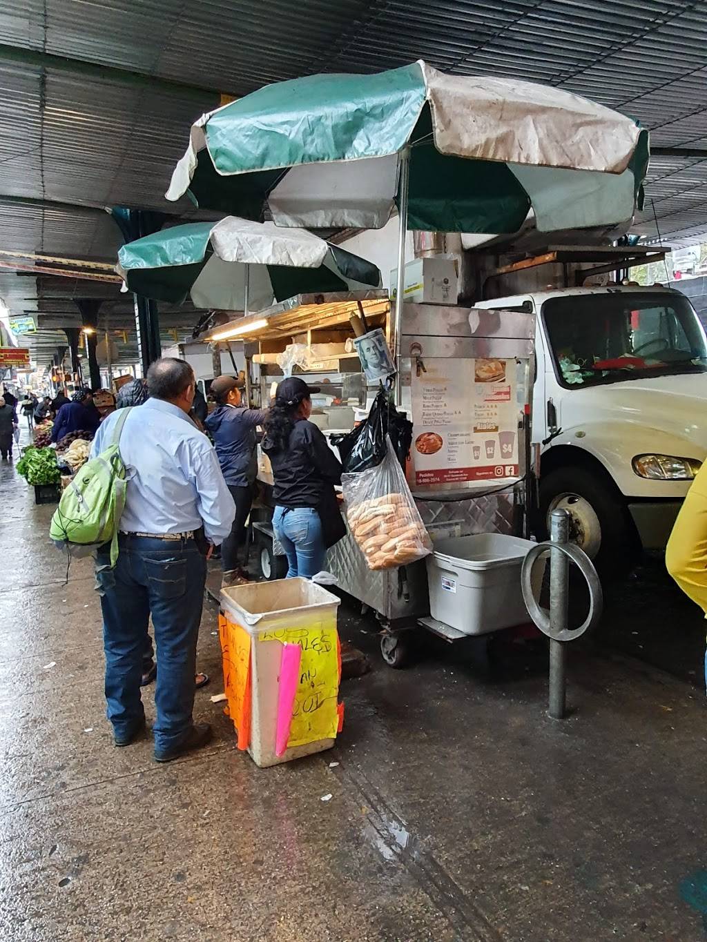 Evelias Tamales | restaurant | 9607 Roosevelt Ave, Corona, NY 11368, USA | 7189862574 OR +1 718-986-2574