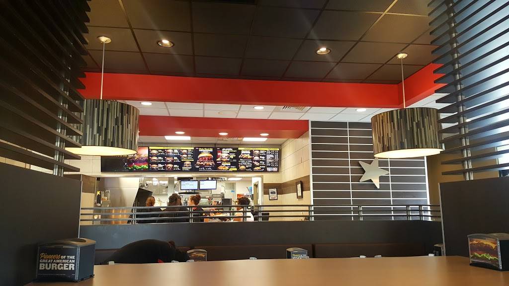 Hardees | restaurant | 2005 Whitten Rd, Memphis, TN 38133, USA | 9013080115 OR +1 901-308-0115