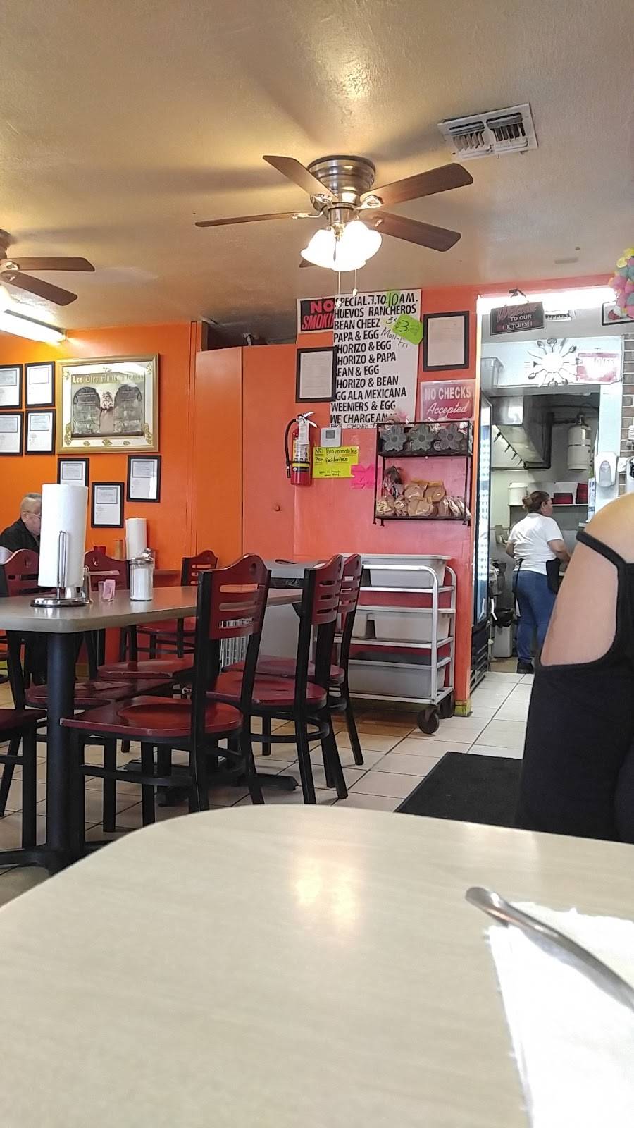 El Puesto Mexican Restaurant | restaurant | 1504 Castroville Rd, San Antonio, TX 78237, USA | 2104331901 OR +1 210-433-1901